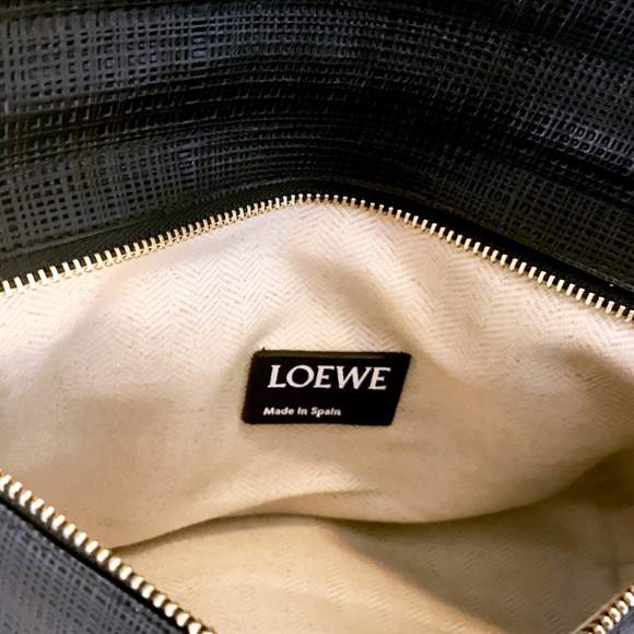 NWOT Loewe Black Embossed Handbag - Picture 3 of 8